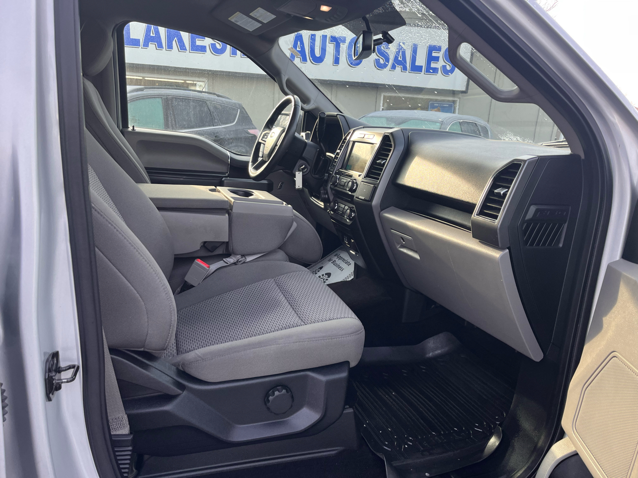 Ford F-150 4WD SuperCrew 139" XLT 2018