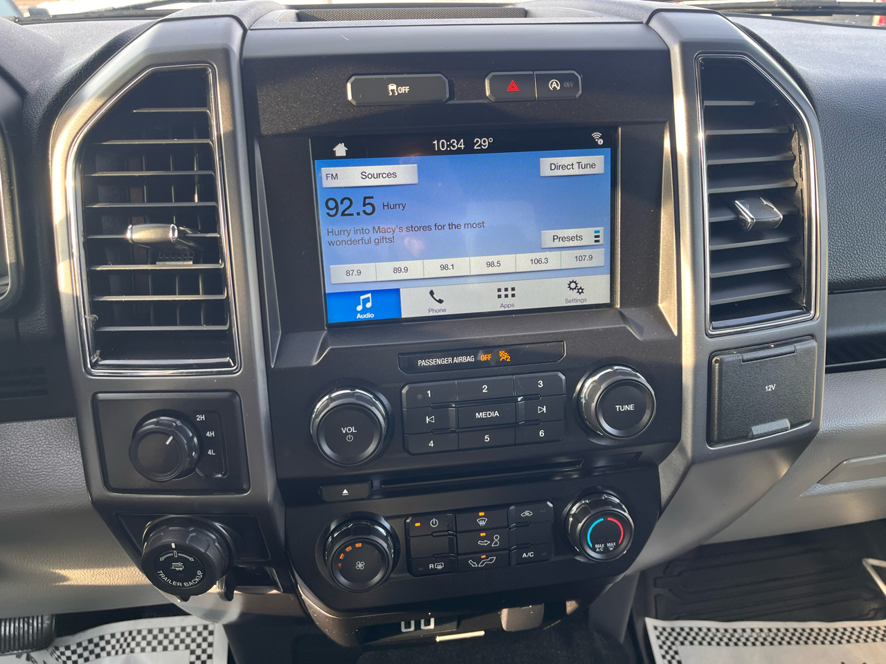 Ford F-150 4WD SuperCrew 139" XLT 2018