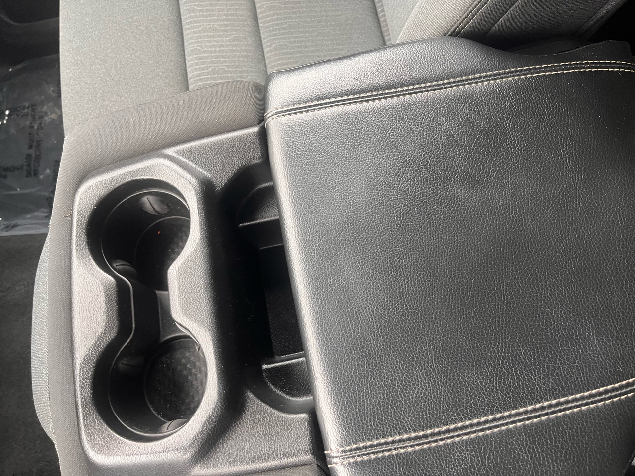 RAM 1500 4WD Quad Cab 140.5" Tradesman 2022