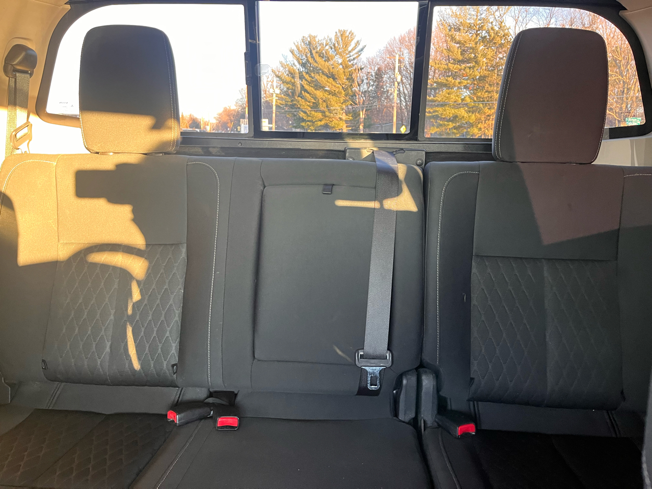 Nissan Titan 4WD Crew Cab SWB SV 2019