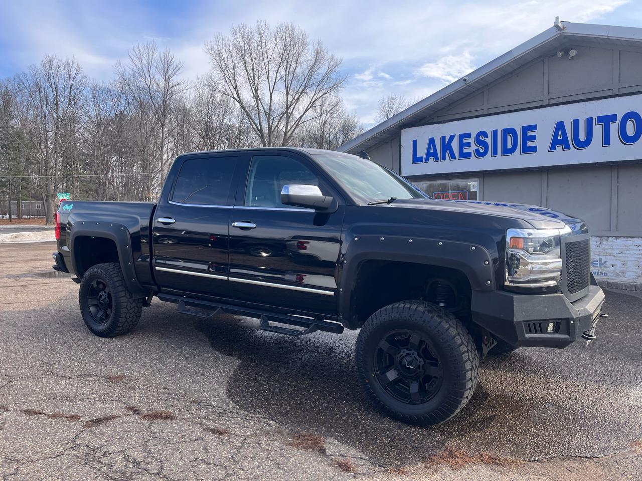 2017 Chevrolet Silverado 1500 4WD Crew Cab 143.5" LTZ