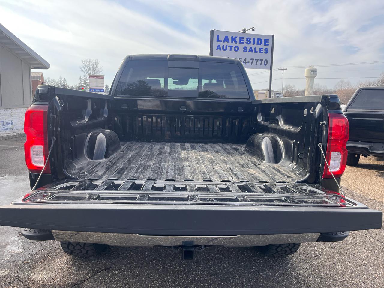 Chevrolet Silverado 1500 4WD Crew Cab 143.5" LTZ 2017