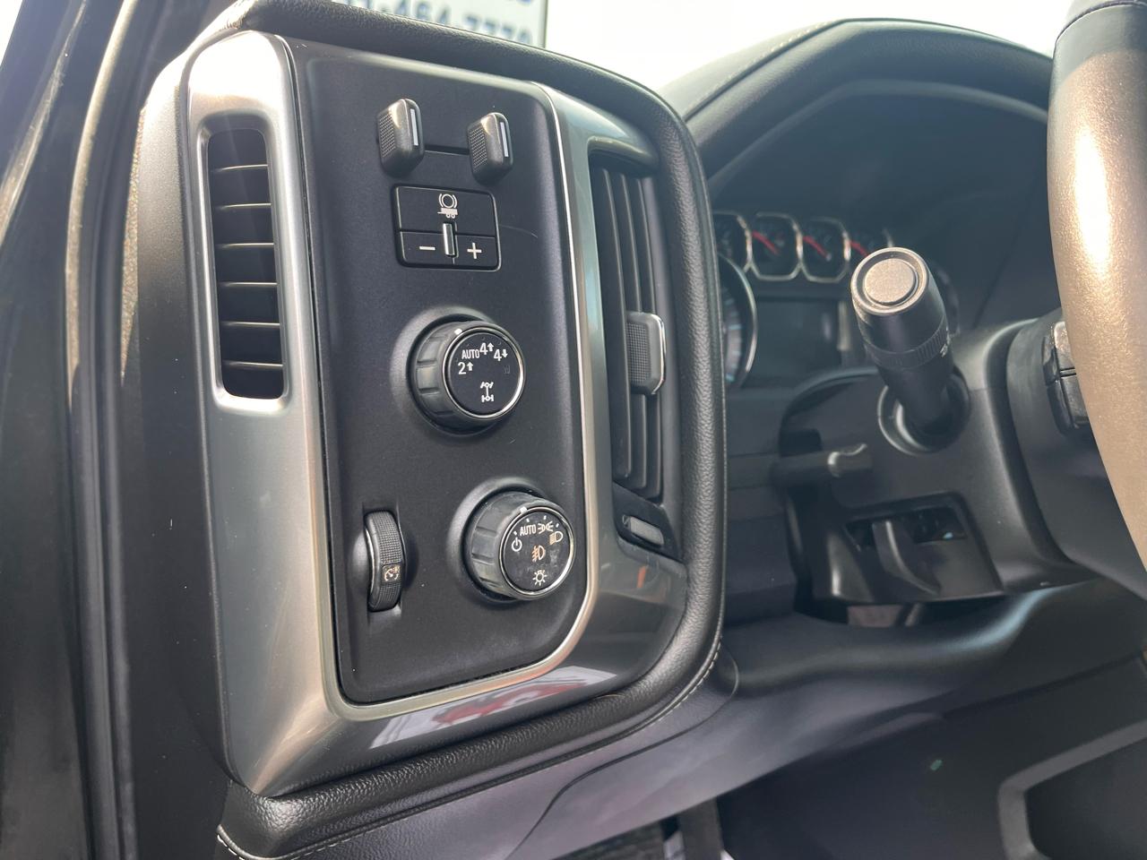 Chevrolet Silverado 1500 4WD Crew Cab 143.5" LTZ 2017