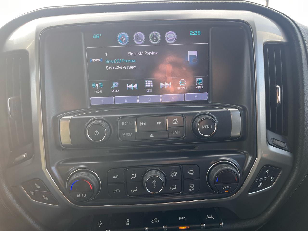 Chevrolet Silverado 1500 4WD Crew Cab 143.5" LTZ 2017