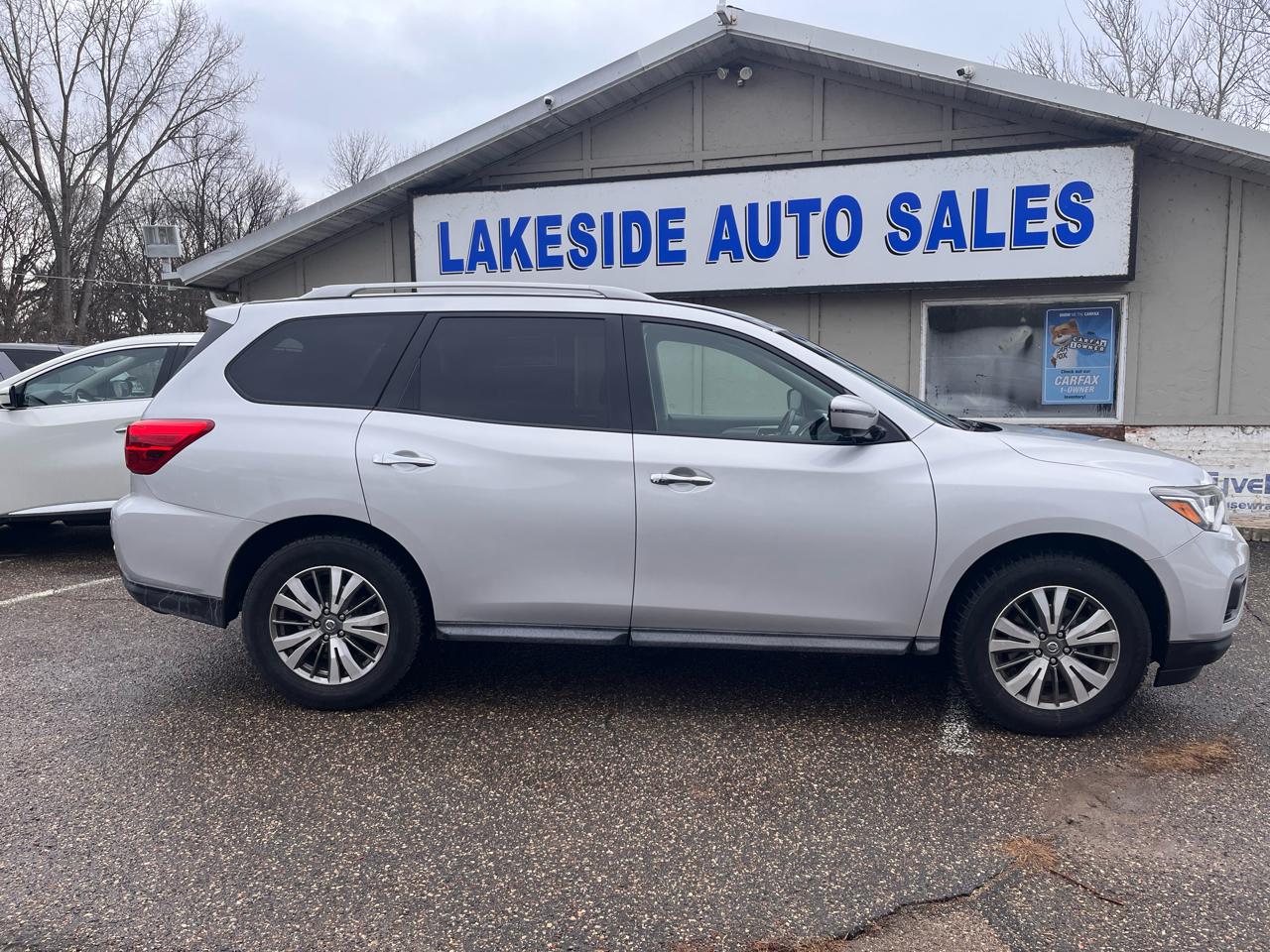 2020 Nissan Pathfinder SL