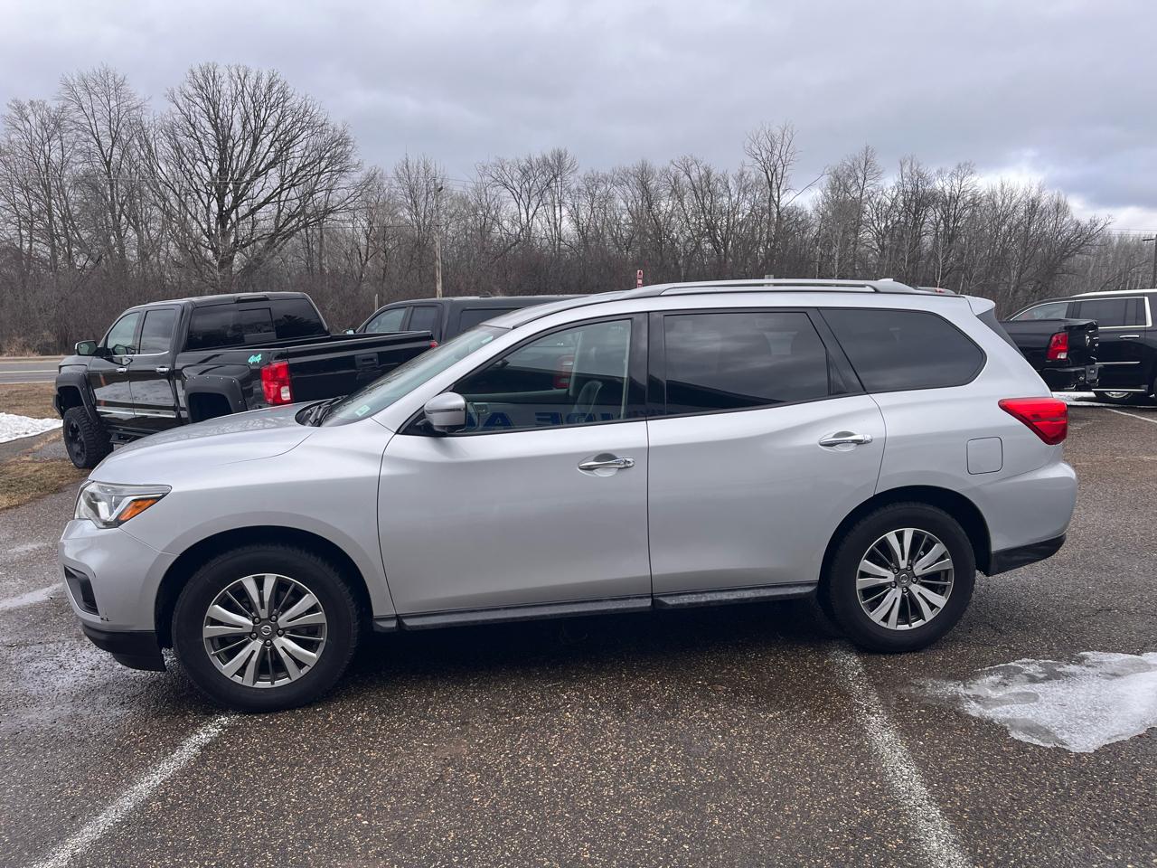 Nissan Pathfinder SL 2020