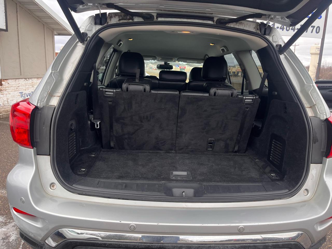 Nissan Pathfinder SL 2020