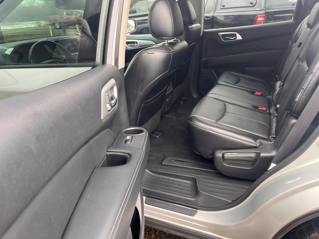 Nissan Pathfinder SL 2020