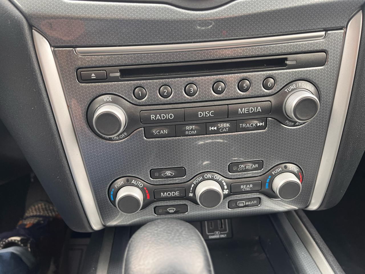 Nissan Pathfinder SL 2020