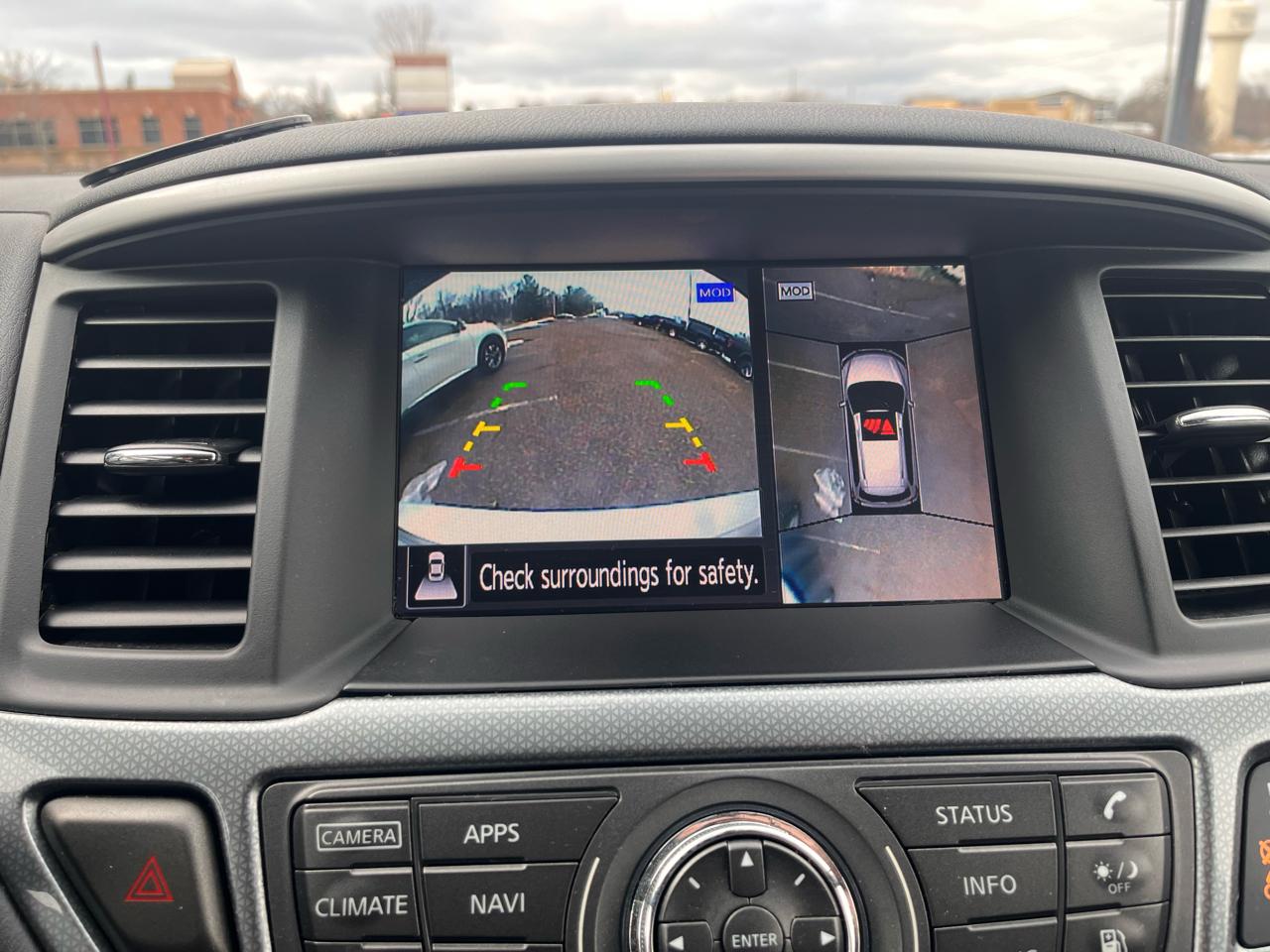 Nissan Pathfinder SL 2020