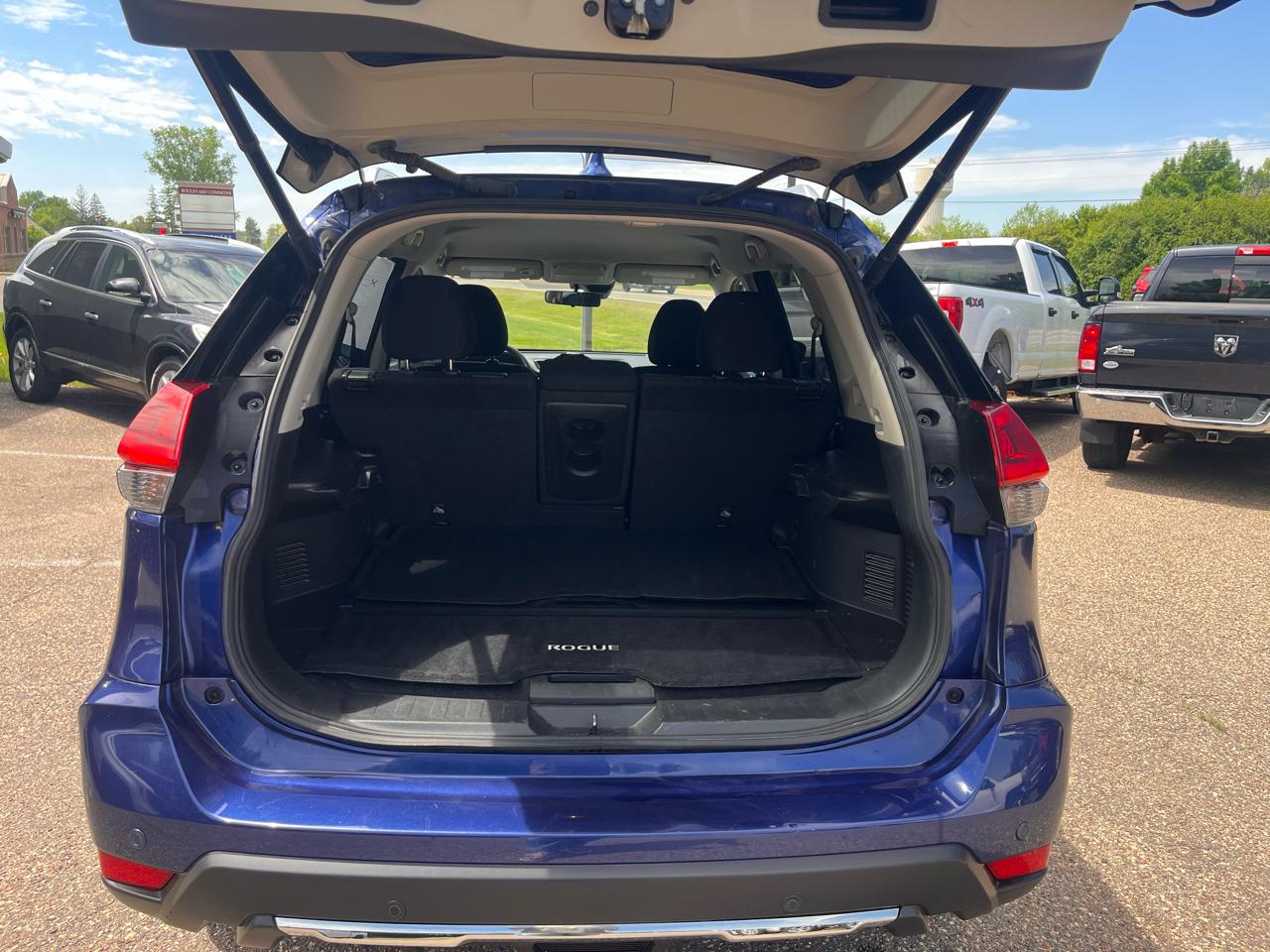 Nissan Rogue SV 2WD 2019