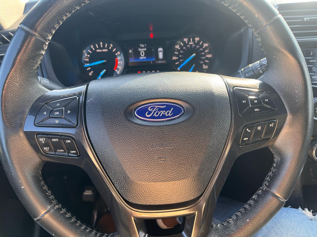 Ford Explorer 4dr XLT 2018