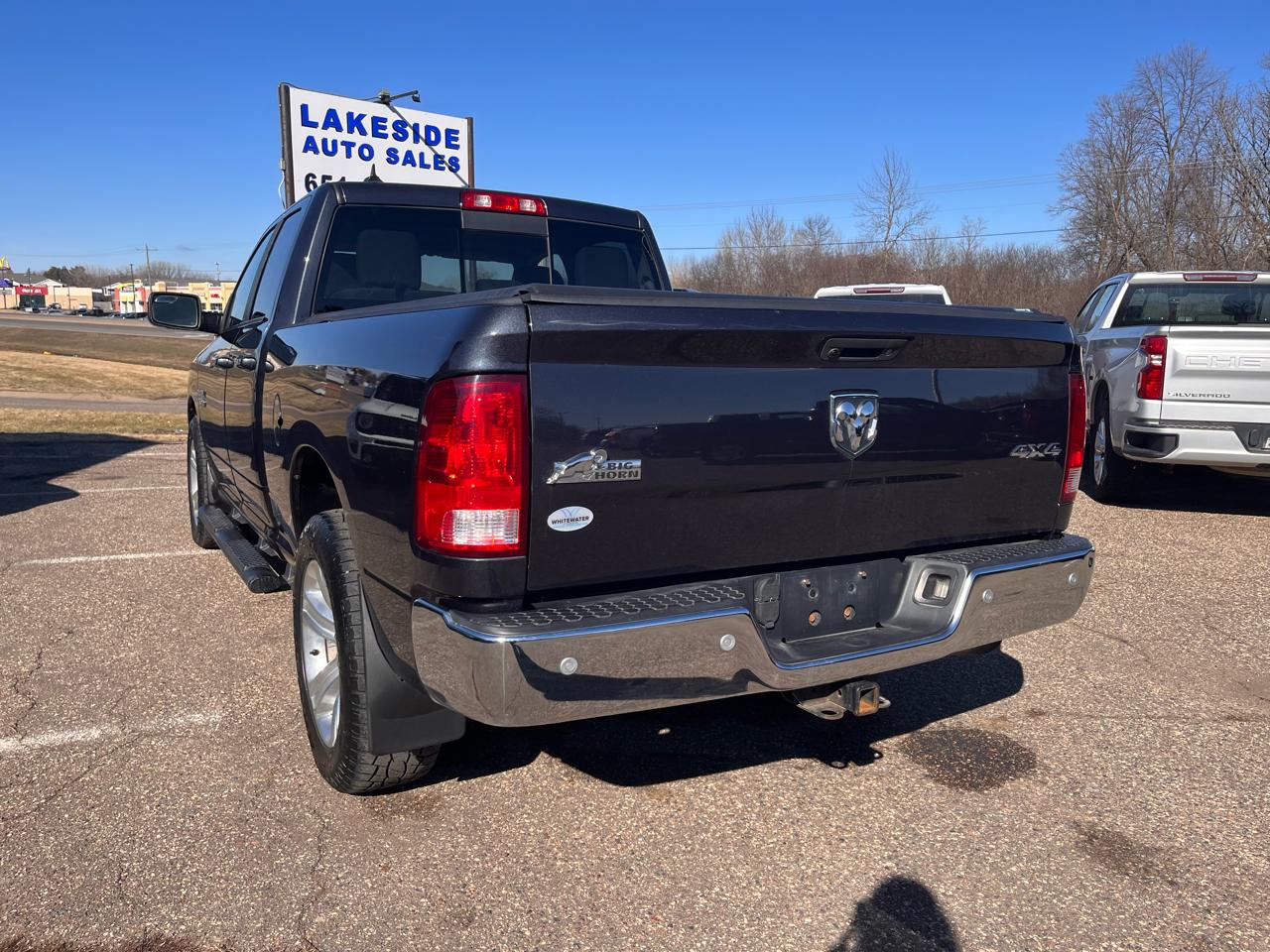 RAM 1500 4WD Quad Cab 140.5" Big Horn 2016