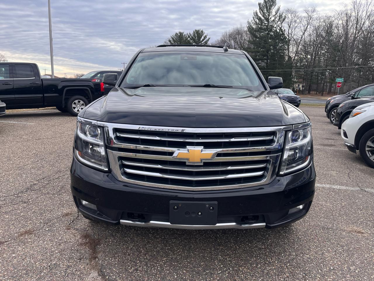 Chevrolet Suburban LT 4WD 2016