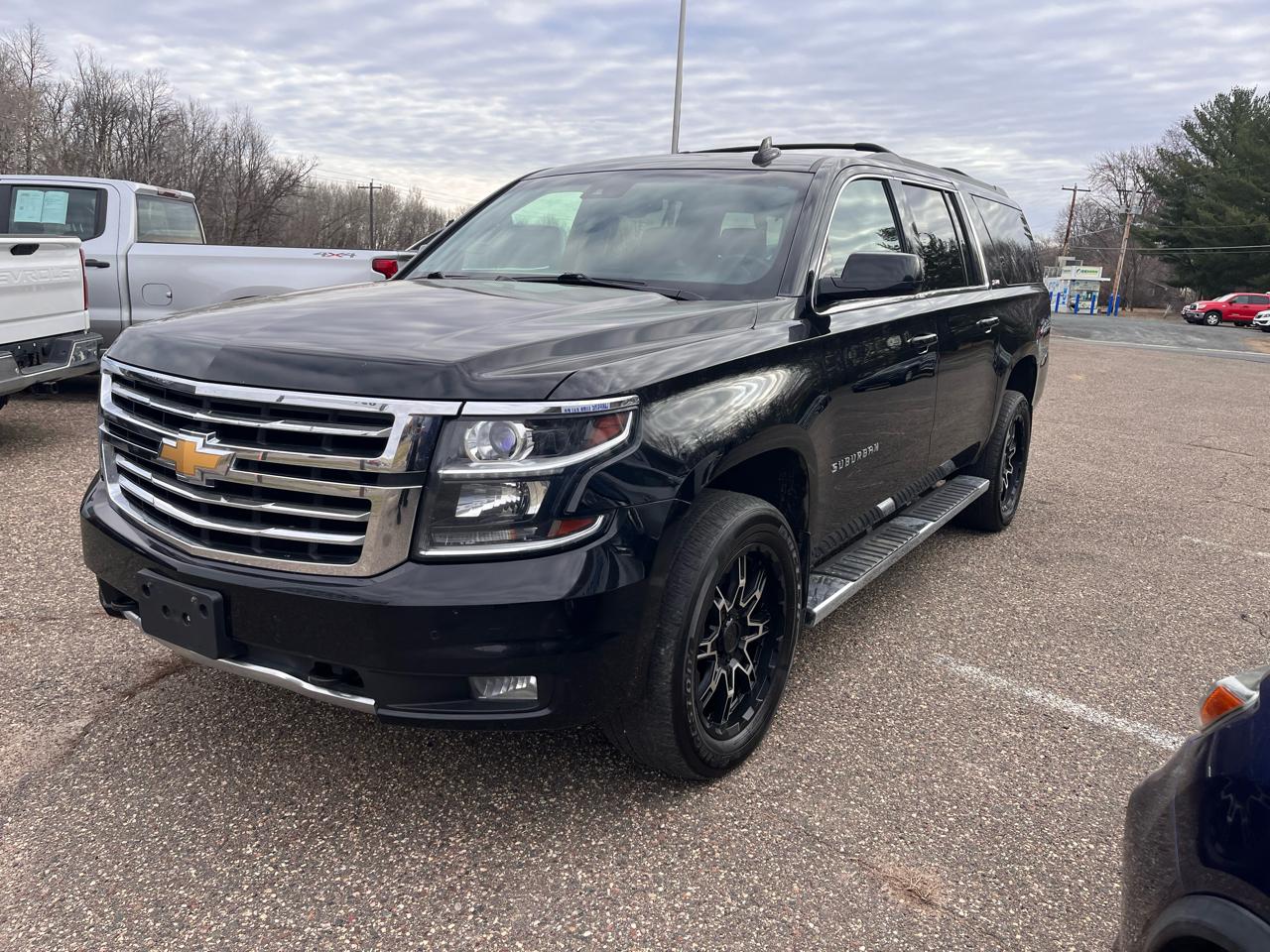 Chevrolet Suburban LT 4WD 2016