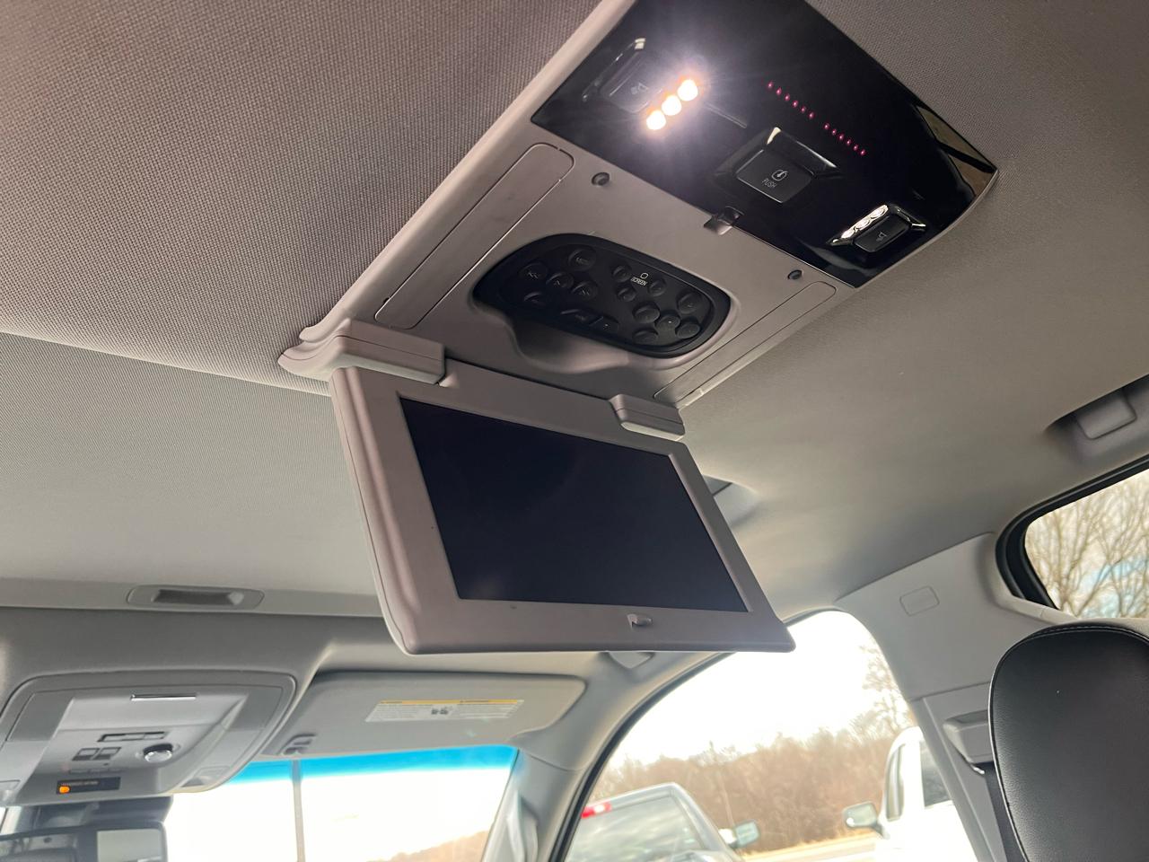 Chevrolet Suburban LT 4WD 2016