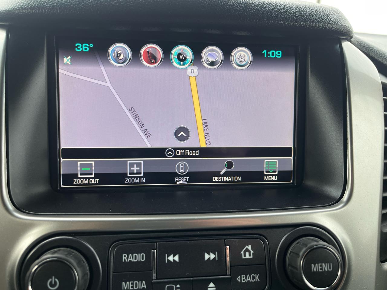 Chevrolet Suburban LT 4WD 2016