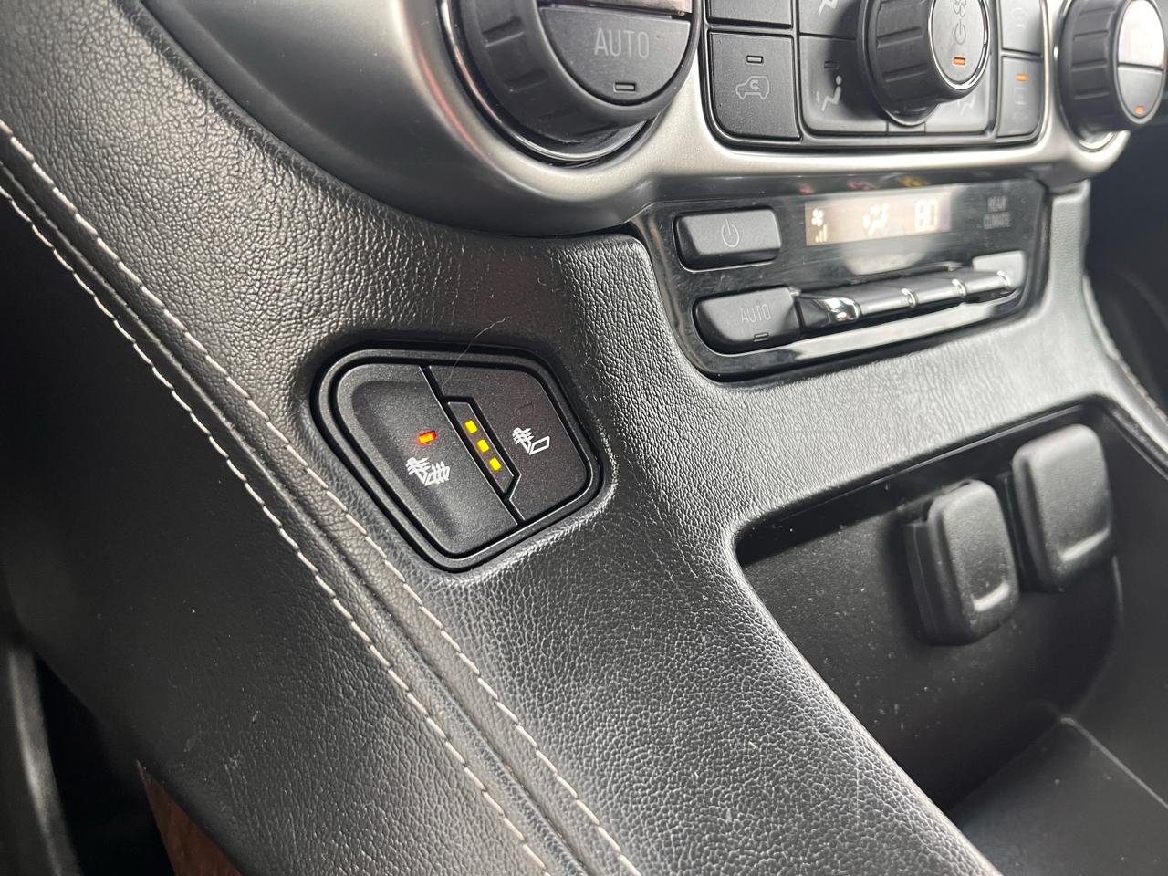 Chevrolet Suburban LT 4WD 2016