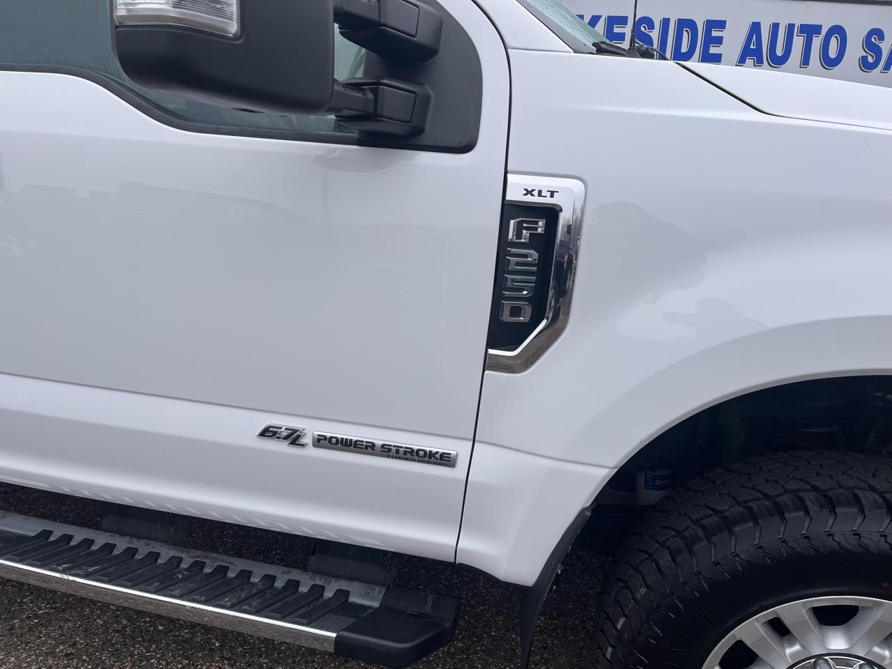 Ford F-250 Crew Cab  2019