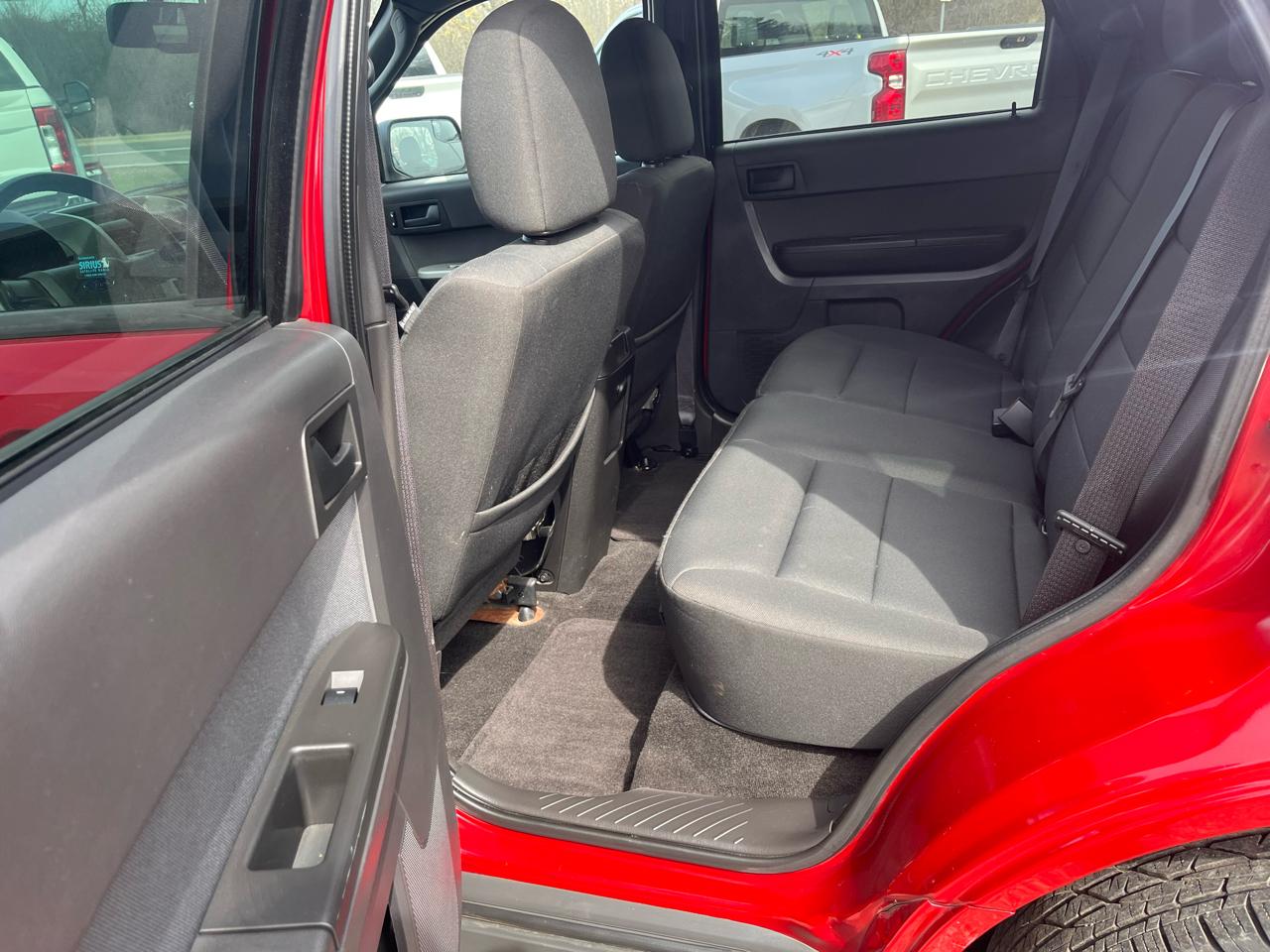 Ford Escape XLT FWD 2010