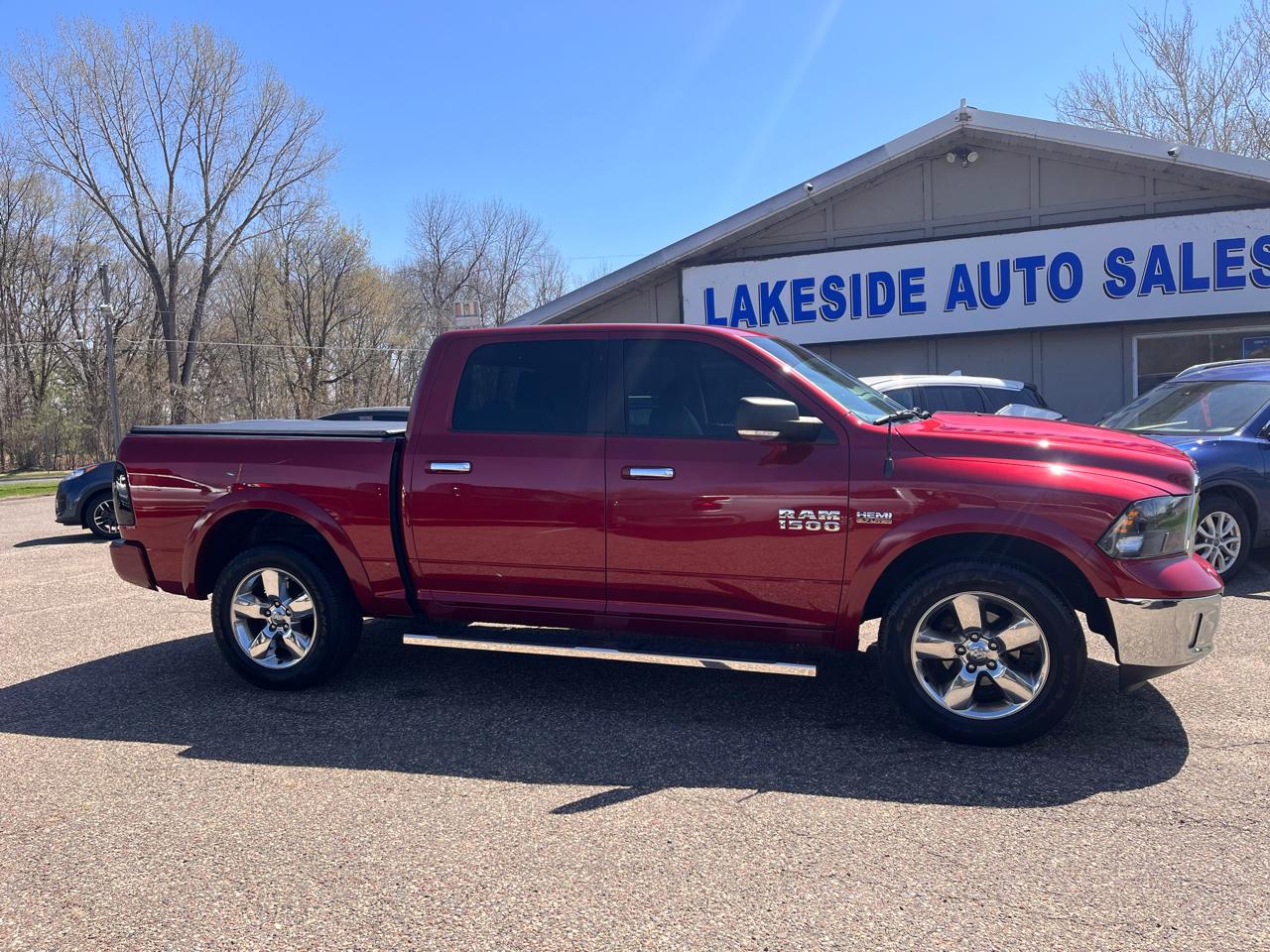 RAM 1500 4WD Crew Cab 140.5" Big Horn 2013