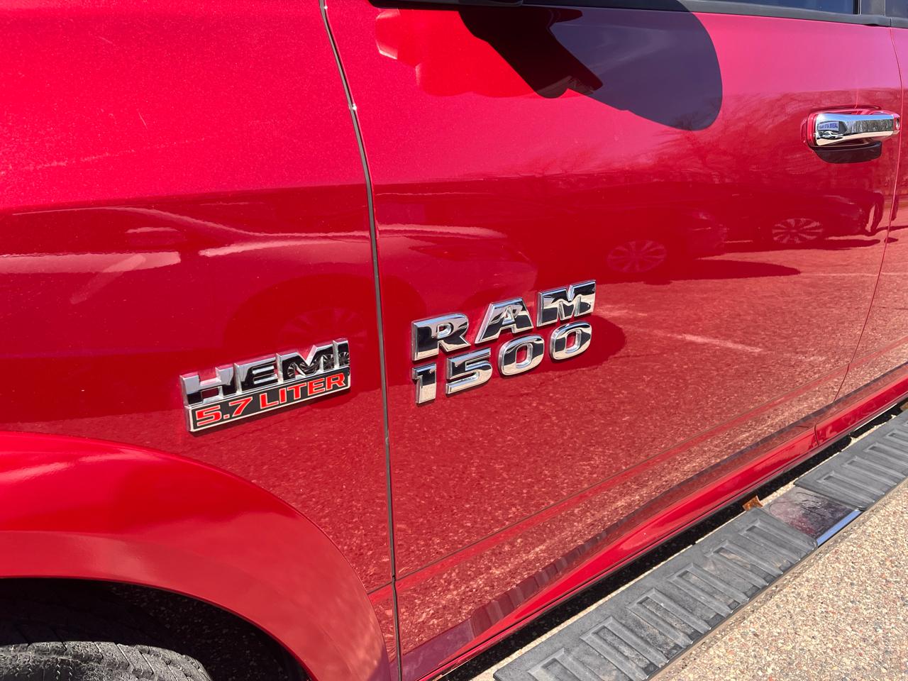 RAM 1500 4WD Crew Cab 140.5" Big Horn 2013