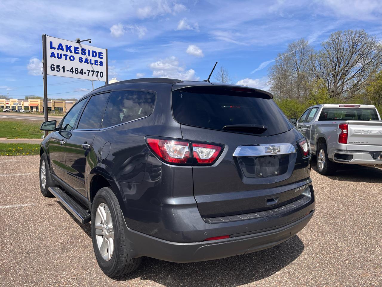 Chevrolet Traverse 2LT FWD 2013