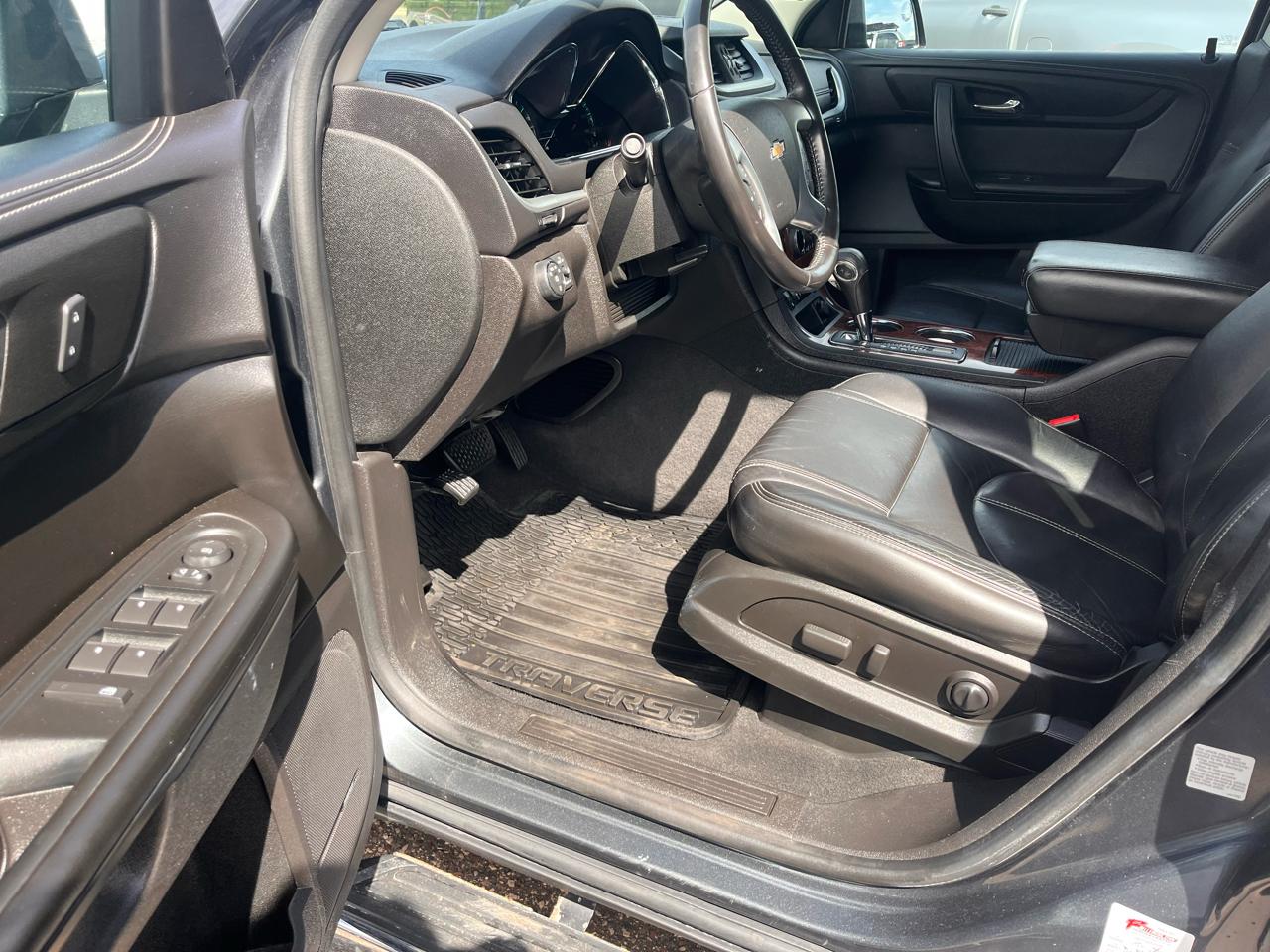 Chevrolet Traverse 2LT FWD 2013