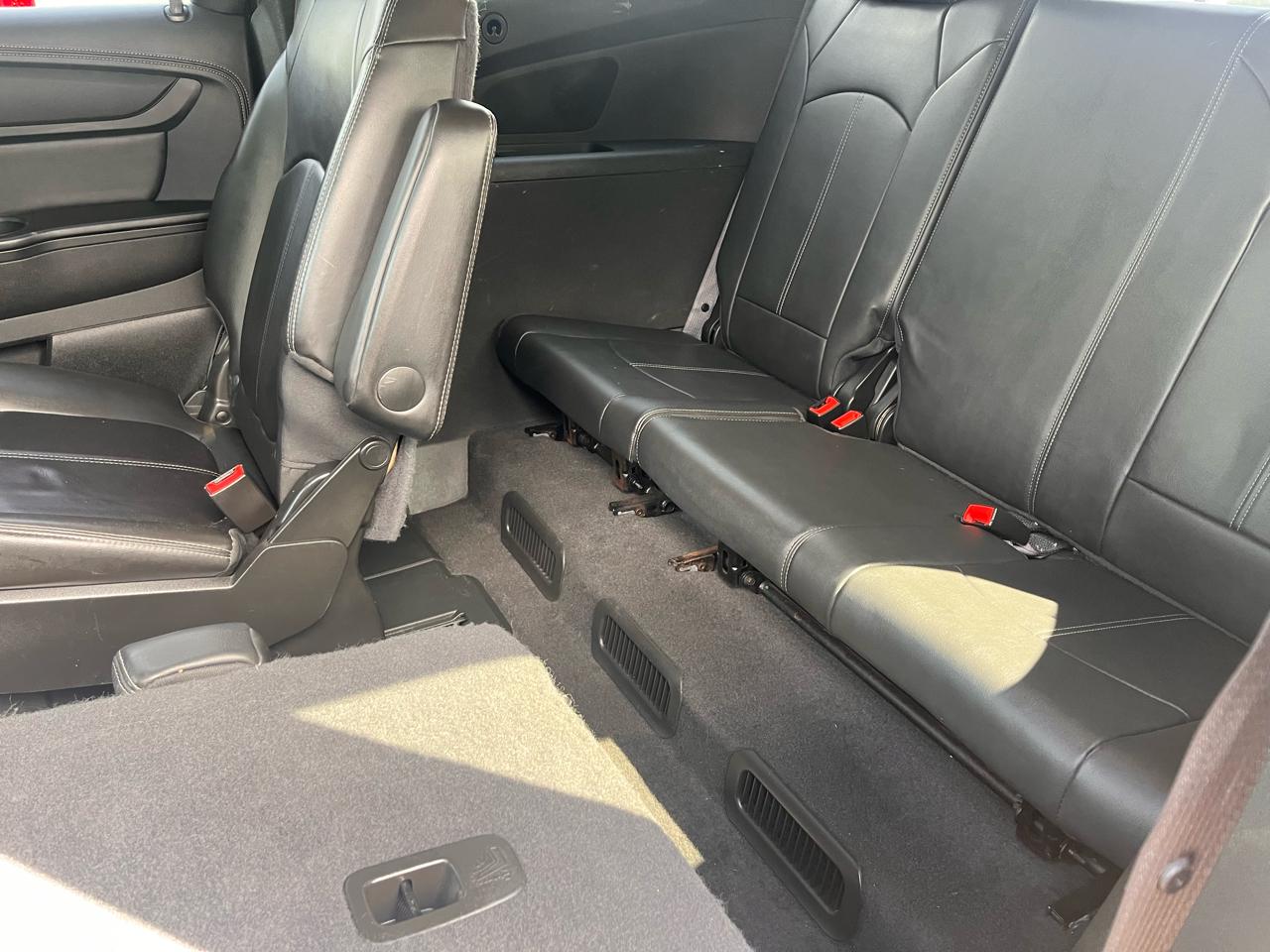 Chevrolet Traverse 2LT FWD 2013