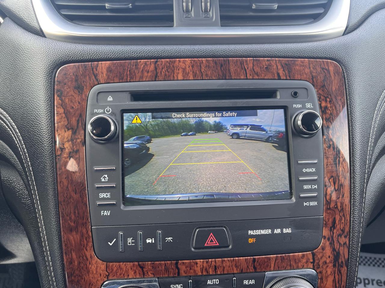 Chevrolet Traverse 2LT FWD 2013