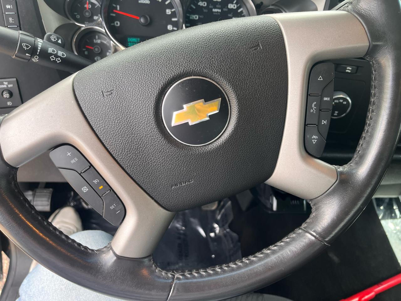 Chevrolet Silverado 1500 4WD Crew Cab 143.5" LT 2013