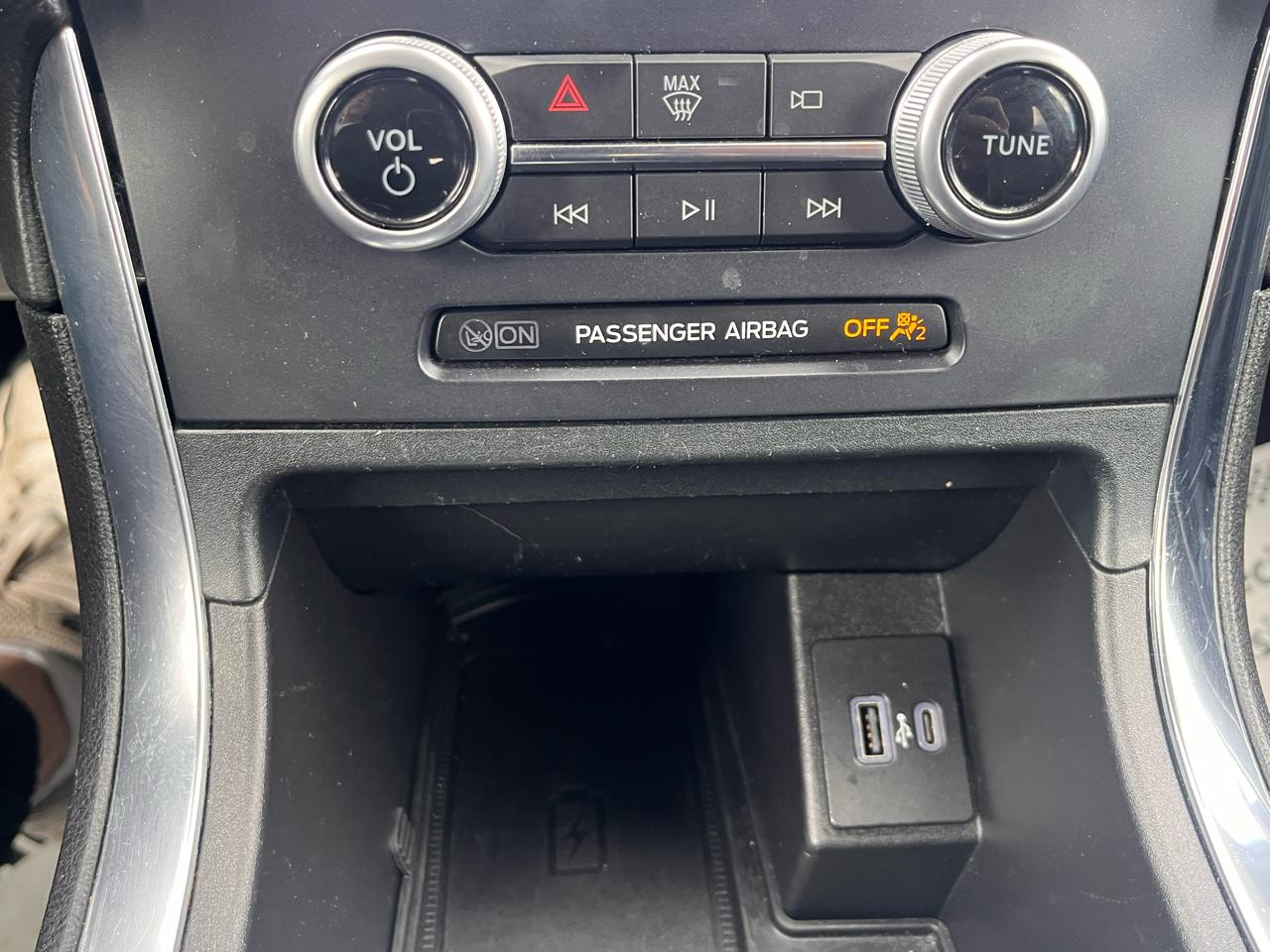 Ford Edge Titanium AWD 2022