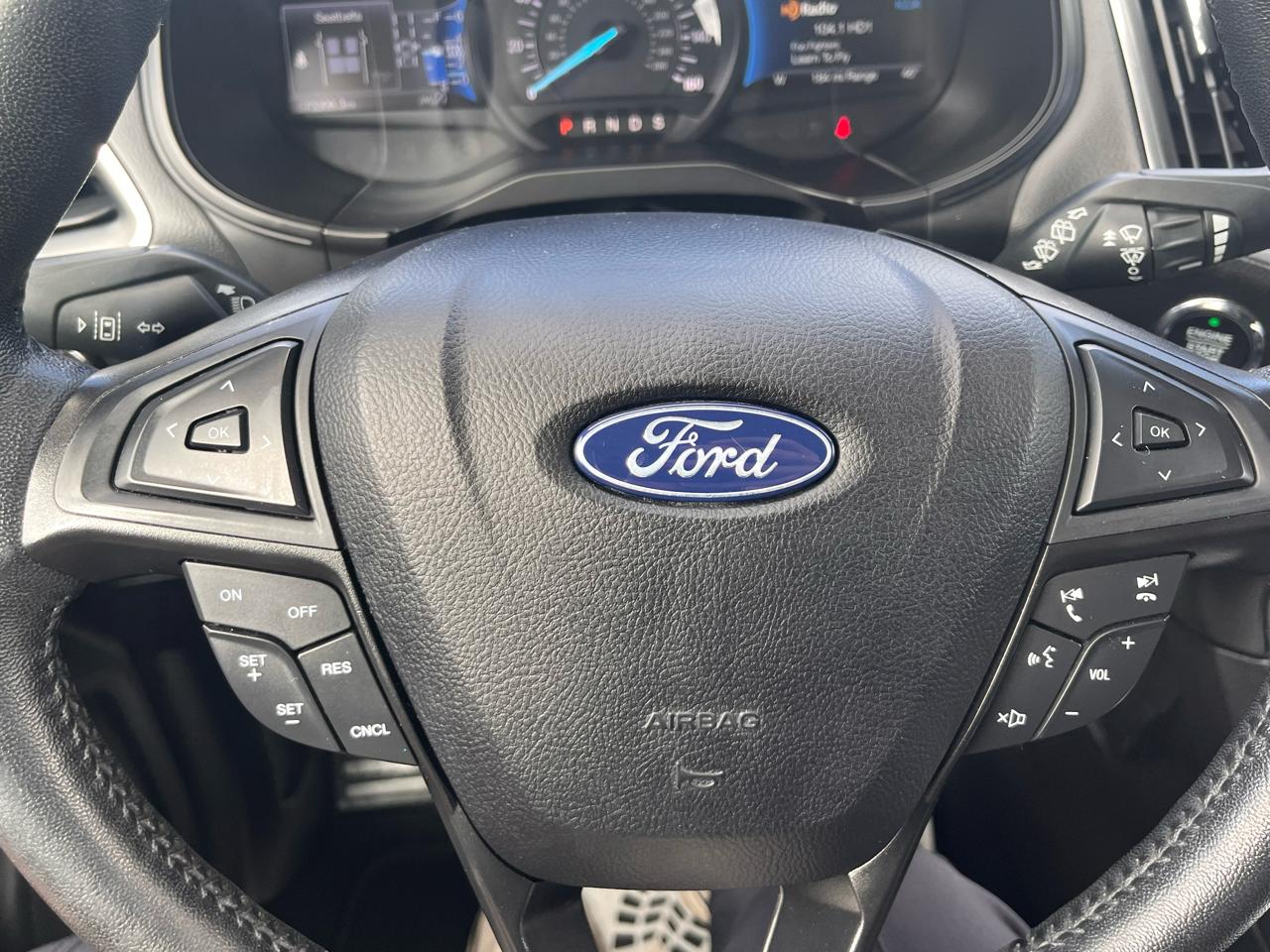 Ford Edge Titanium AWD 2022