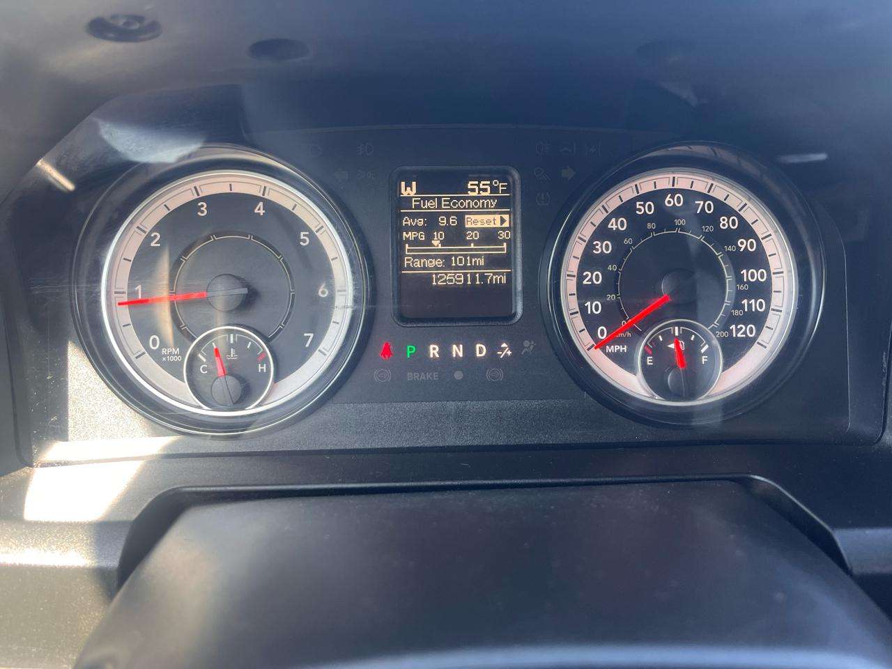 RAM 1500 Classic Express 4x4 Crew Cab 5'7" Box 2019