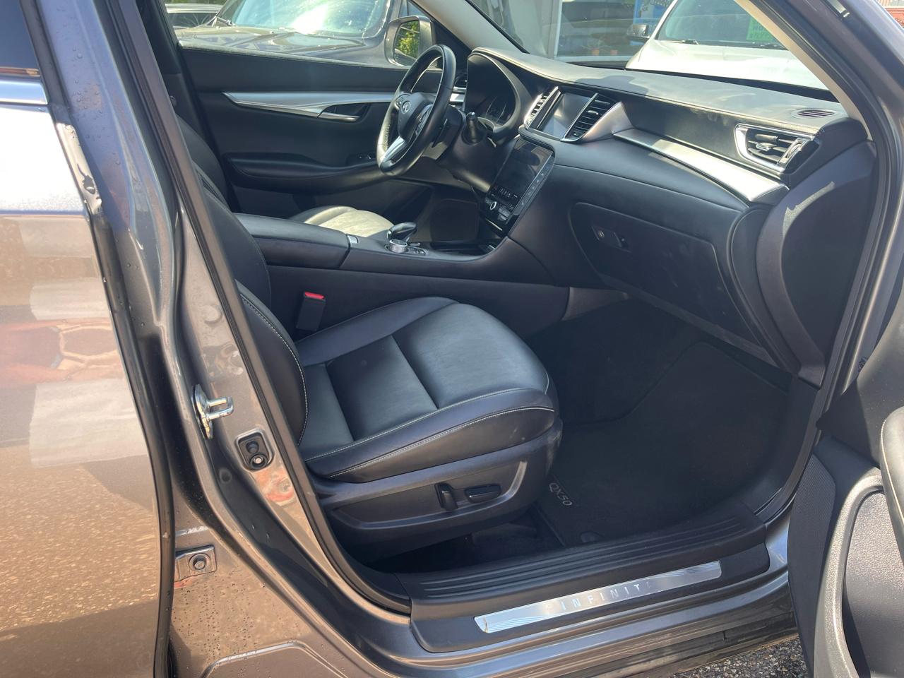Infiniti QX50 LUXE 2021
