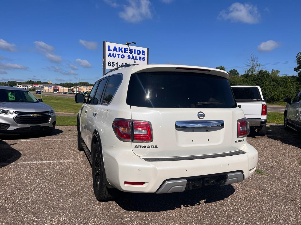Nissan Armada Platinum AWD 2017