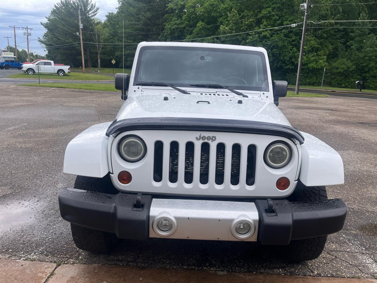 Jeep Wrangler Unlimited Sahara 4WD 2013