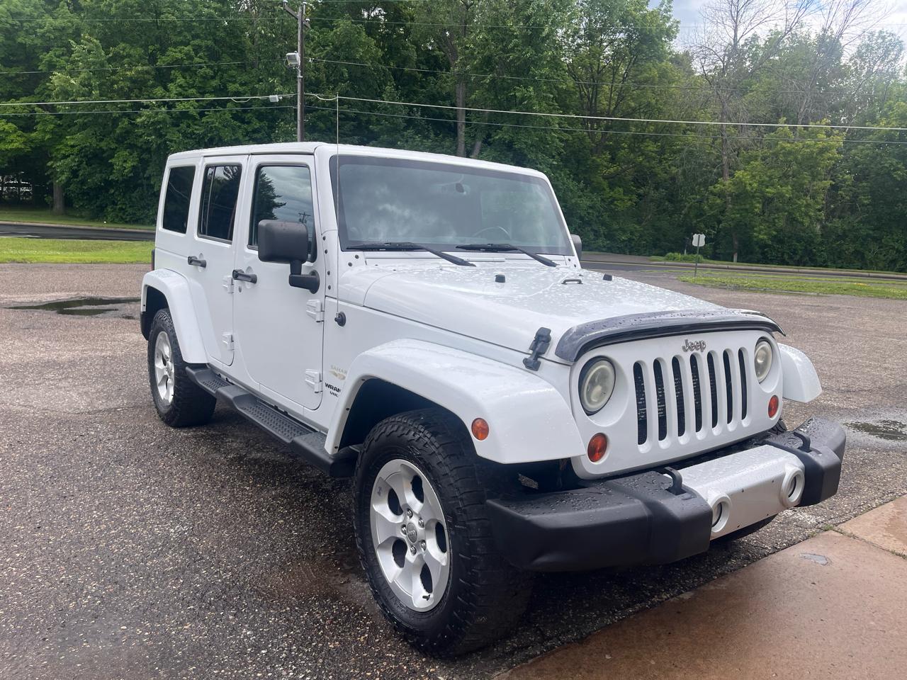 Jeep Wrangler Unlimited Sahara 4WD 2013