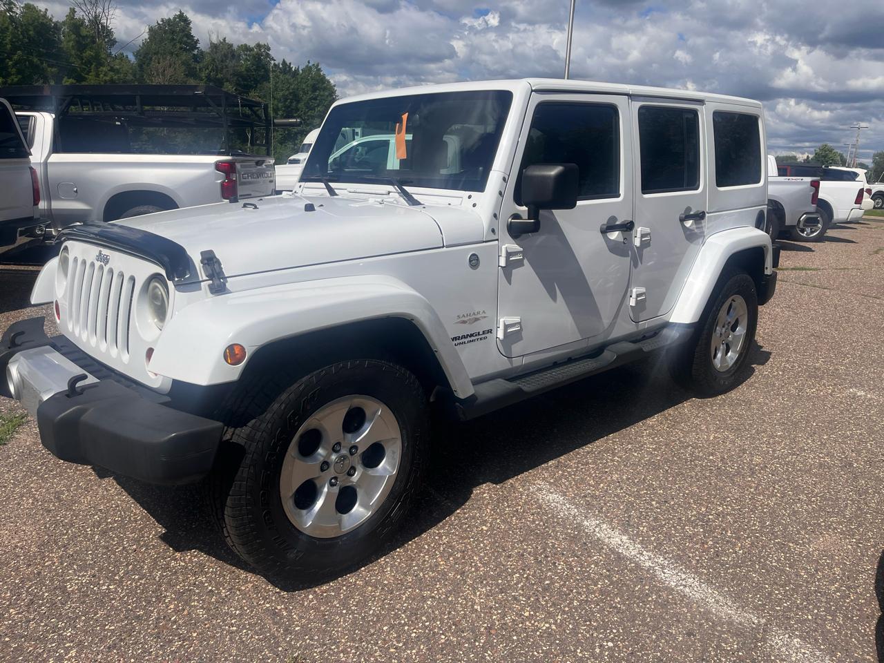Jeep Wrangler Unlimited Sahara 4WD 2013