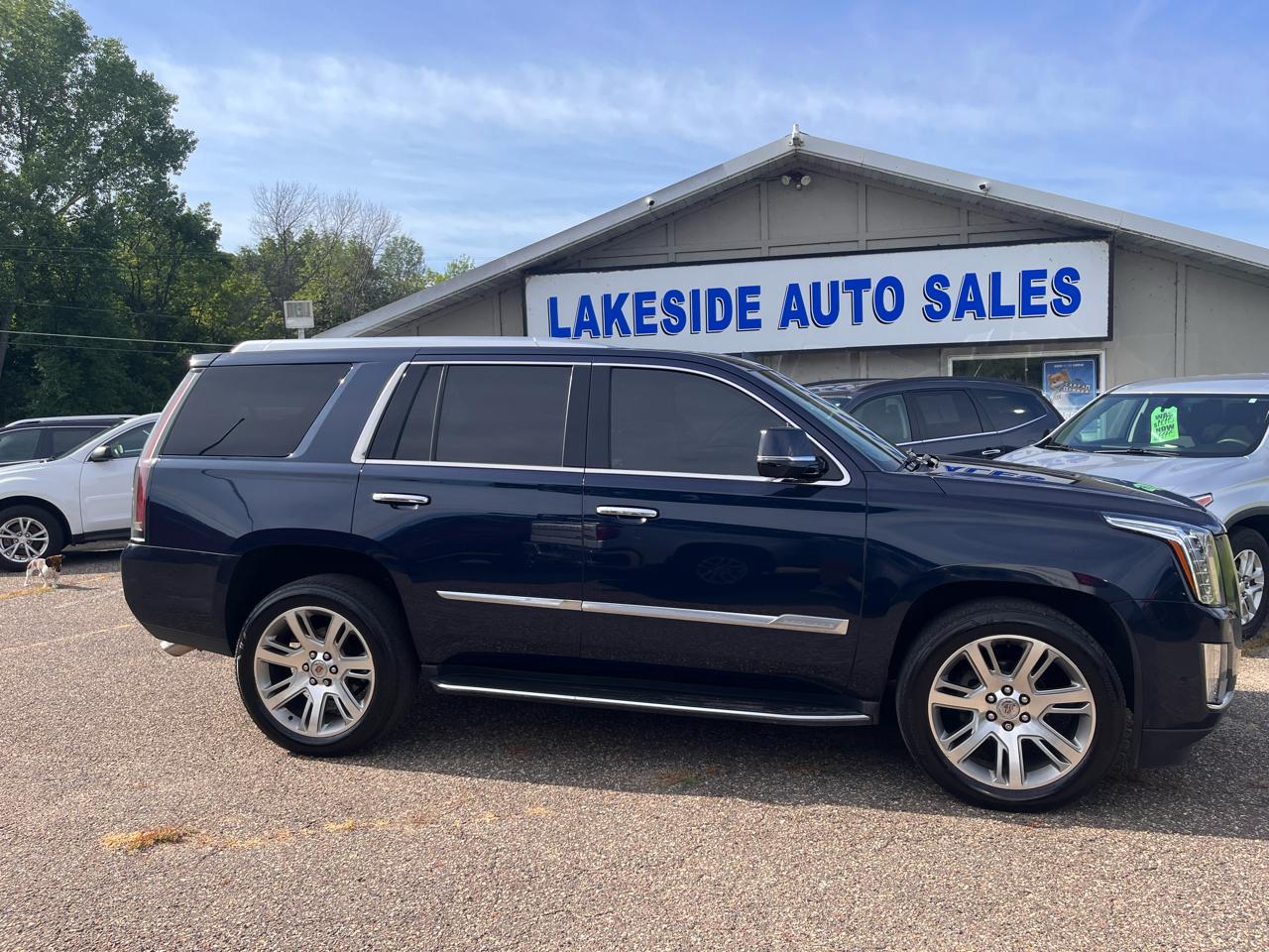 Cadillac Escalade Luxury 4WD 2017