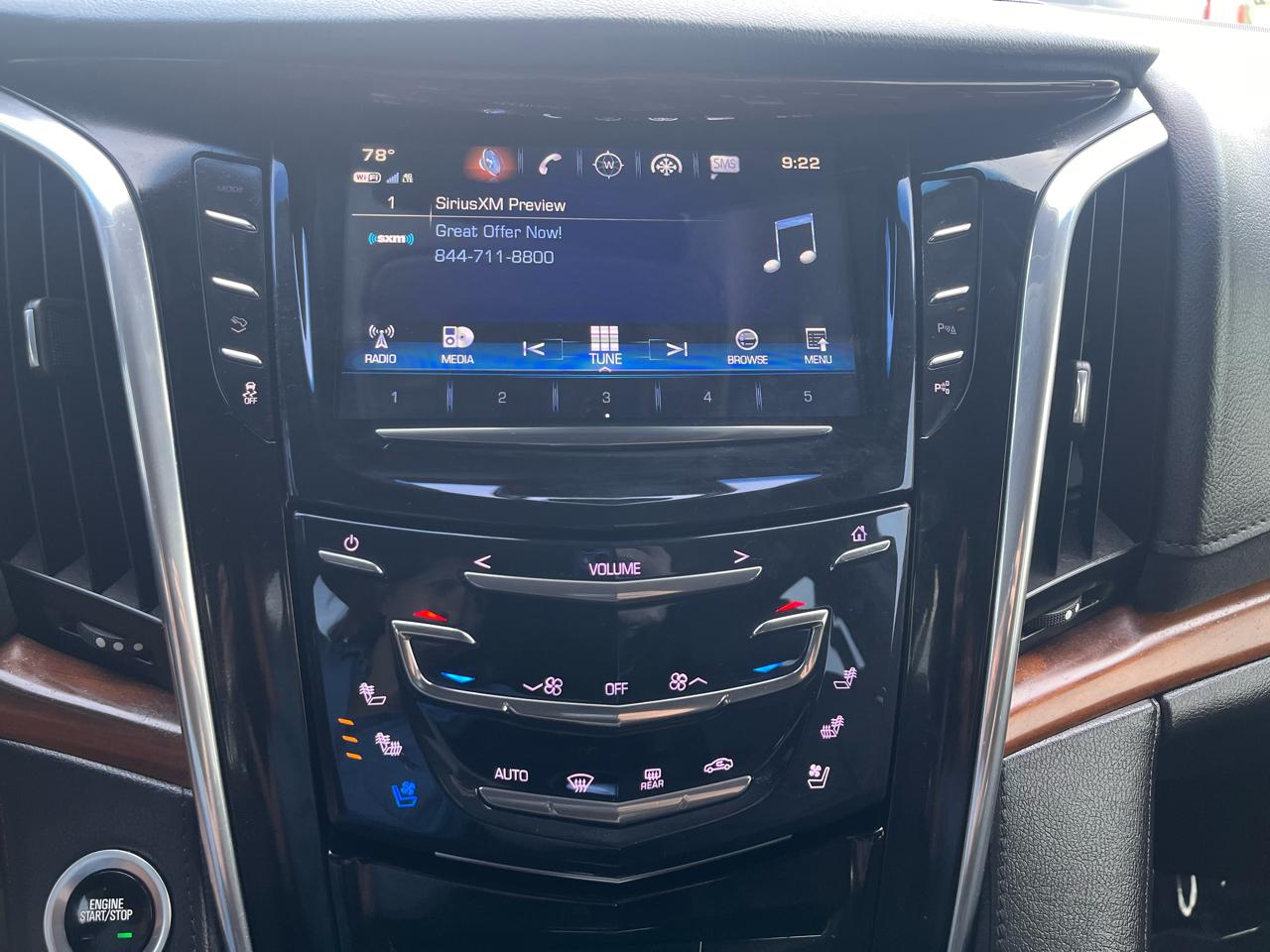 Cadillac Escalade Luxury 4WD 2017