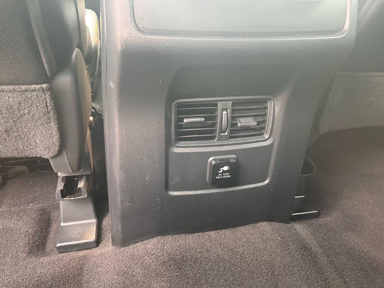 Nissan Titan 4x4 Crew Cab SV 2018