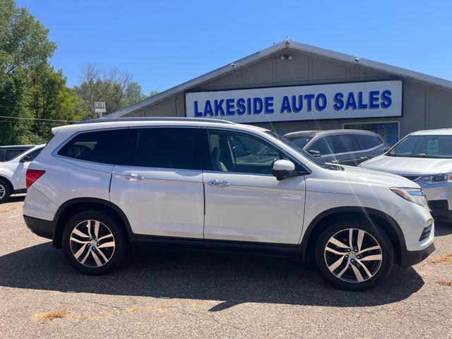 White 2017 Honda Pilot SUV / Crossover All-Wheel Drive Automatic