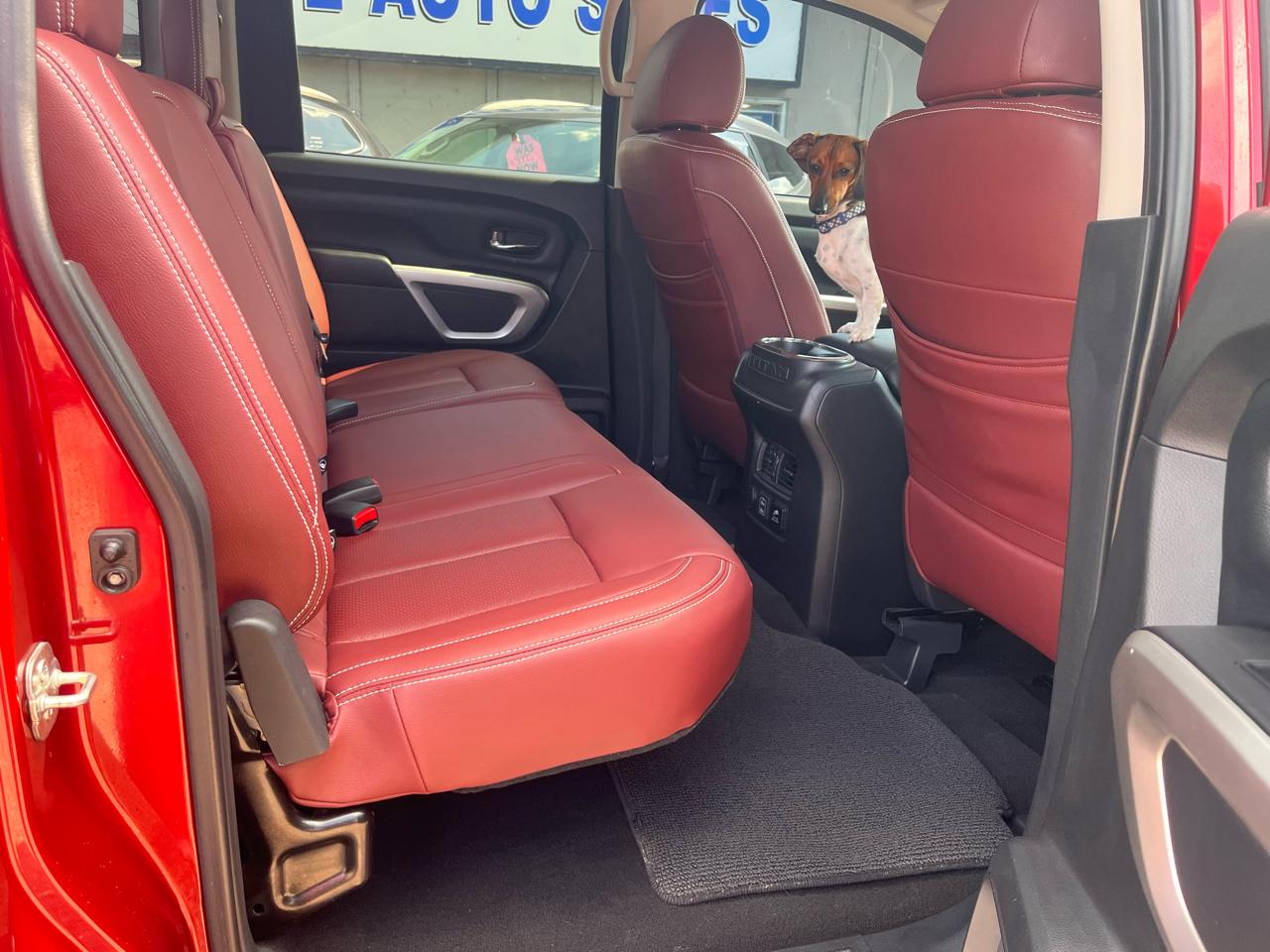 Nissan Titan 4x4 Crew Cab SV 2019