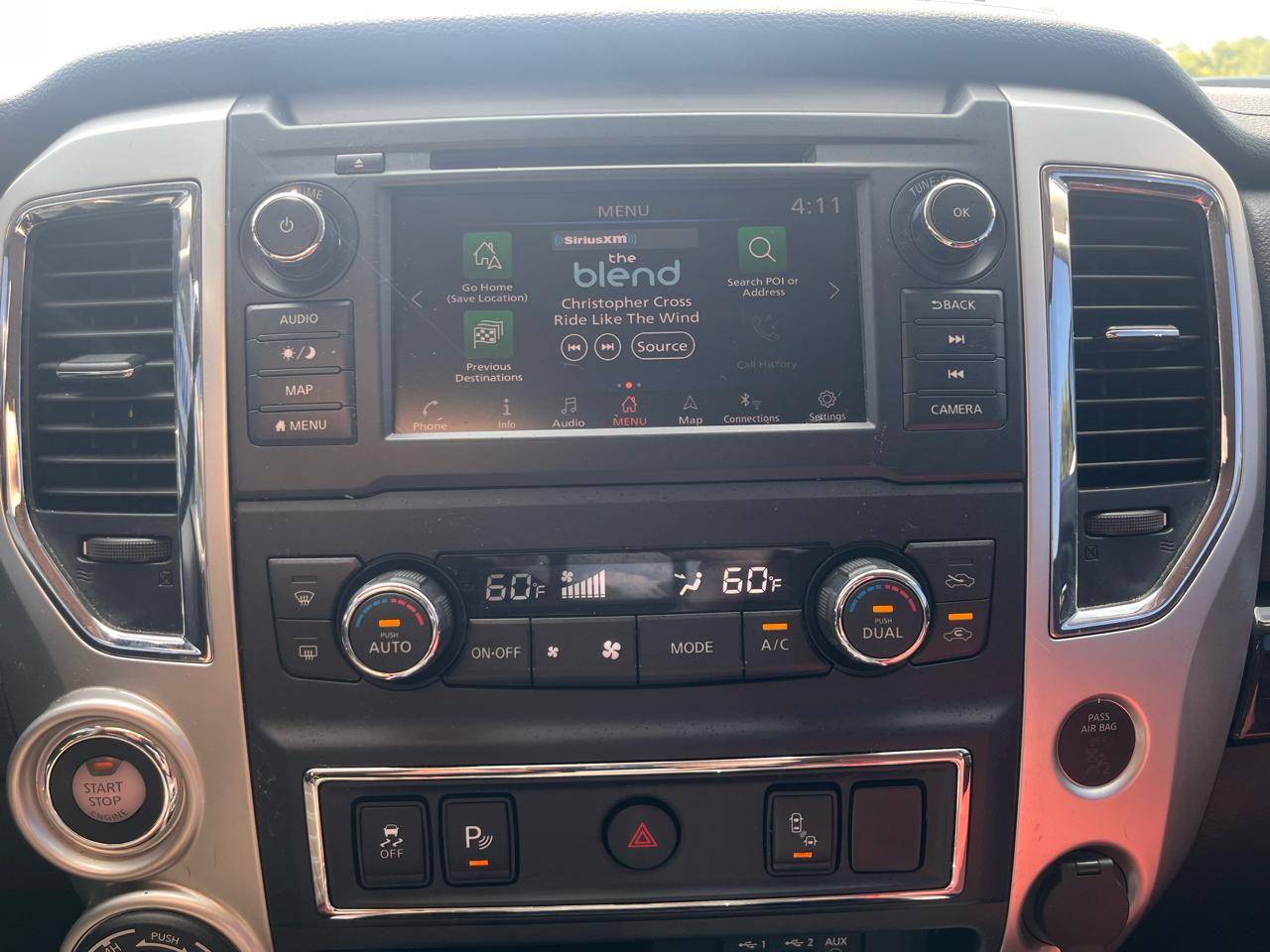 Nissan Titan 4x4 Crew Cab SV 2019
