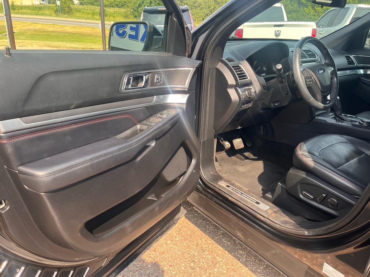 Ford Explorer Sport 4WD 2017