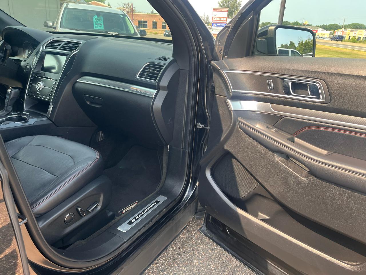 Ford Explorer Sport 4WD 2017