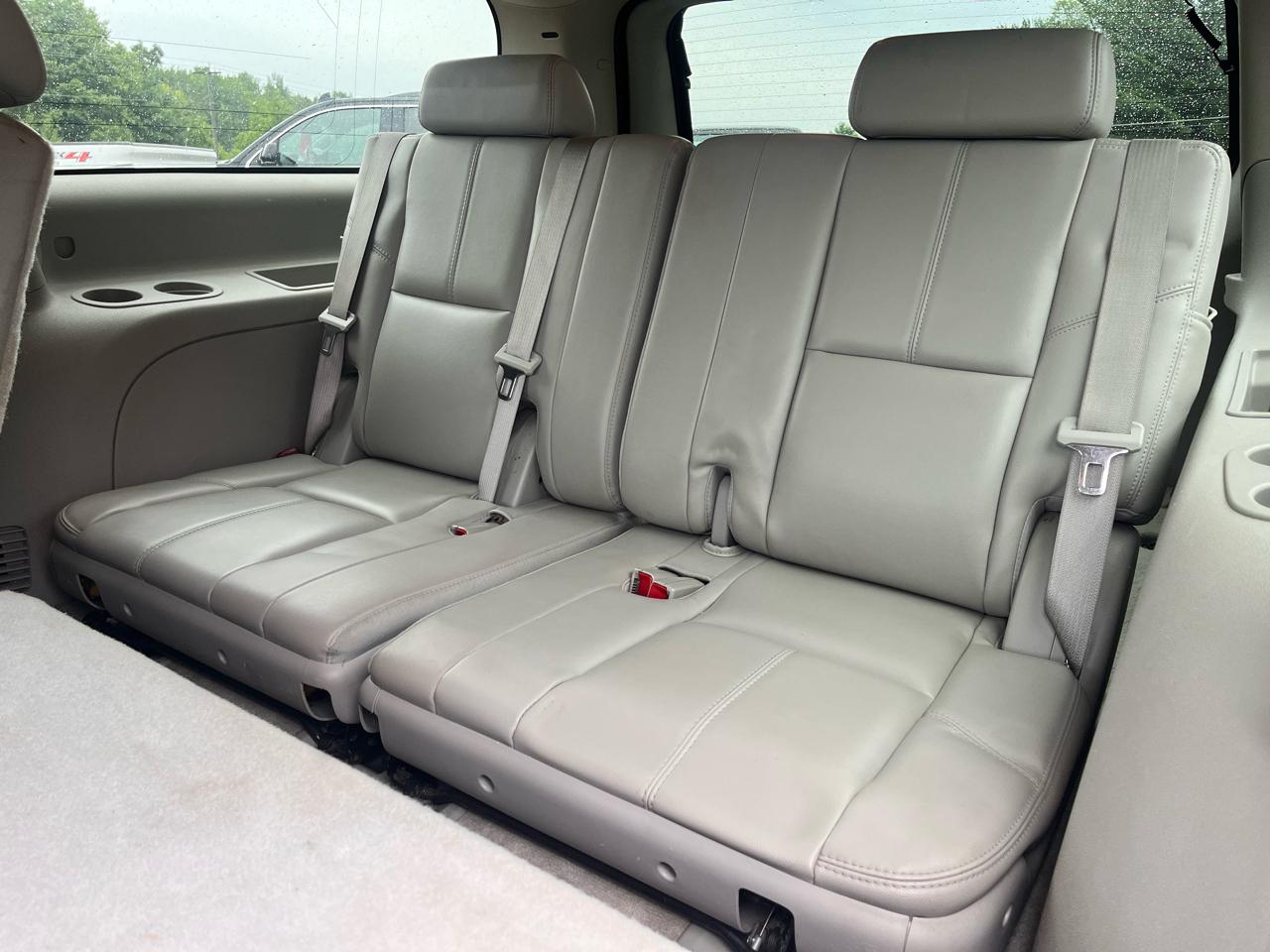 GMC Yukon XL 4dr 1500 4WD SLE 2007