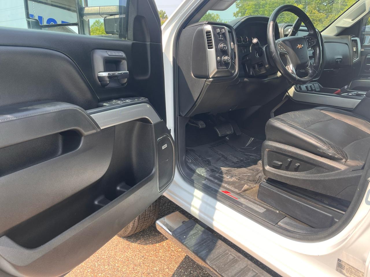 Chevrolet Silverado 3500HD LTZ Crew Cab 4WD 2018