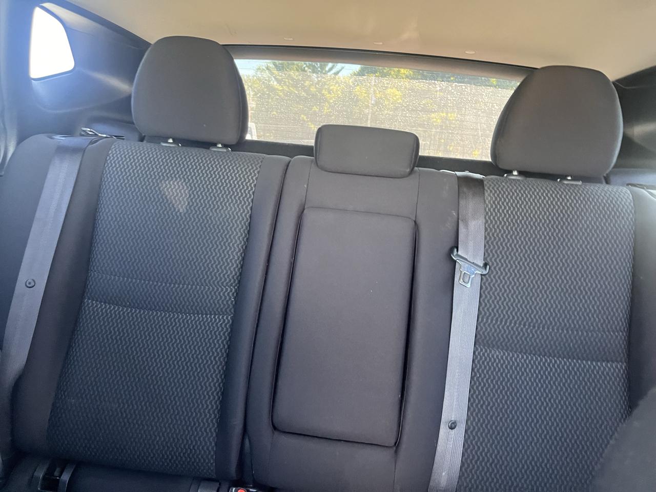 Nissan Rogue Sport S 2019